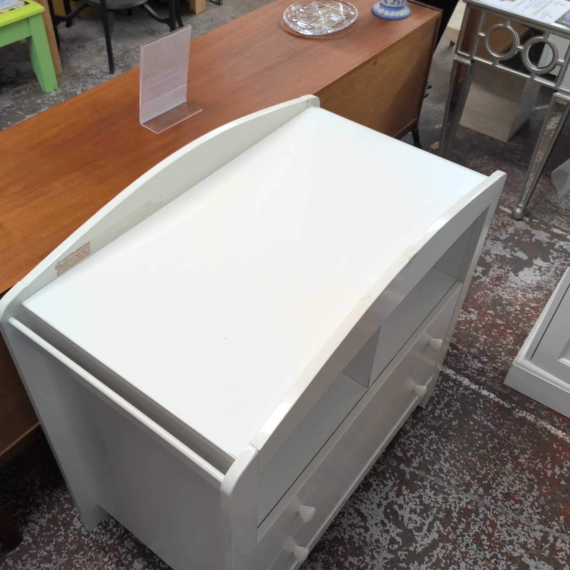 Chest of Drawers